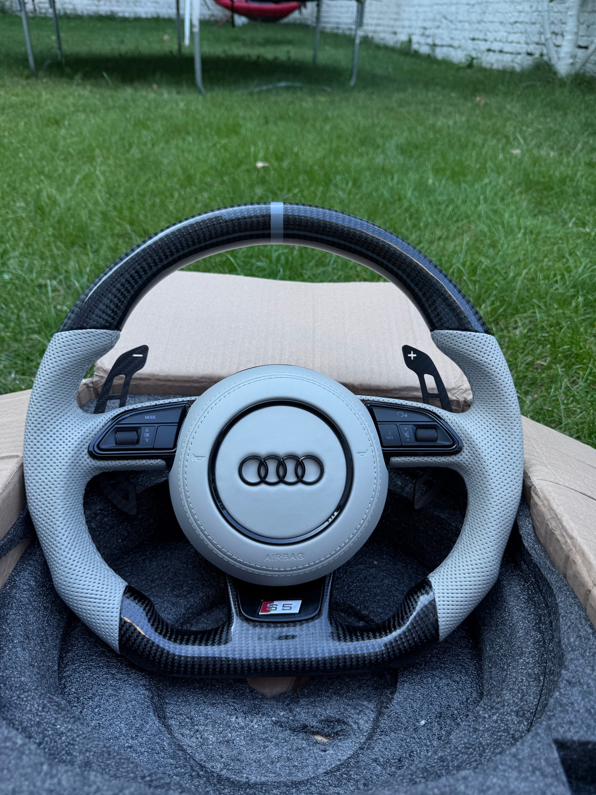 AUDI A/S/RS STYLE (1ST GEN) CUSTOMIZABLE STEERING WHEEL (FITS 2013 - 2016 MODELS)