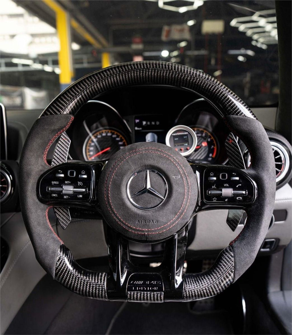 MERCEDES-BENZ 2020
AMG PERFORMANCE
STYLE CUSTOMIZABLE
STEERING WHEEL (FITS
2010+ ALL MODELS)
