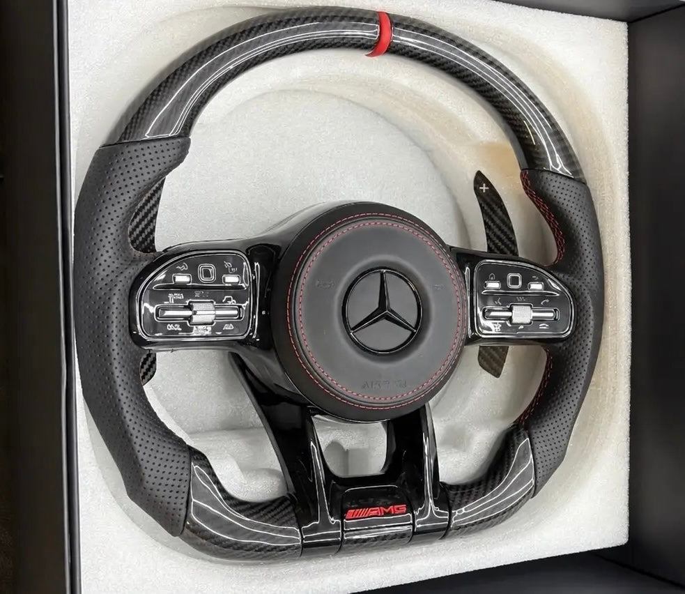 MERCEDES-BENZ 2020
AMG PERFORMANCE
STYLE CUSTOMIZABLE
STEERING WHEEL (FITS
2010+ ALL MODELS)