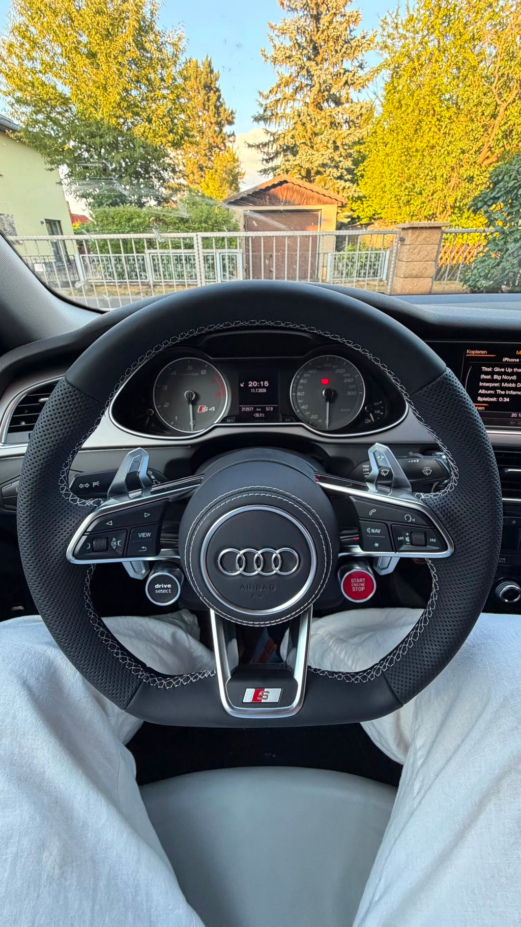 AUDI R8/TT STYLE CUSTOMIZABLE STEERING WHEEL (FITS 2010+ ALL MODELS)