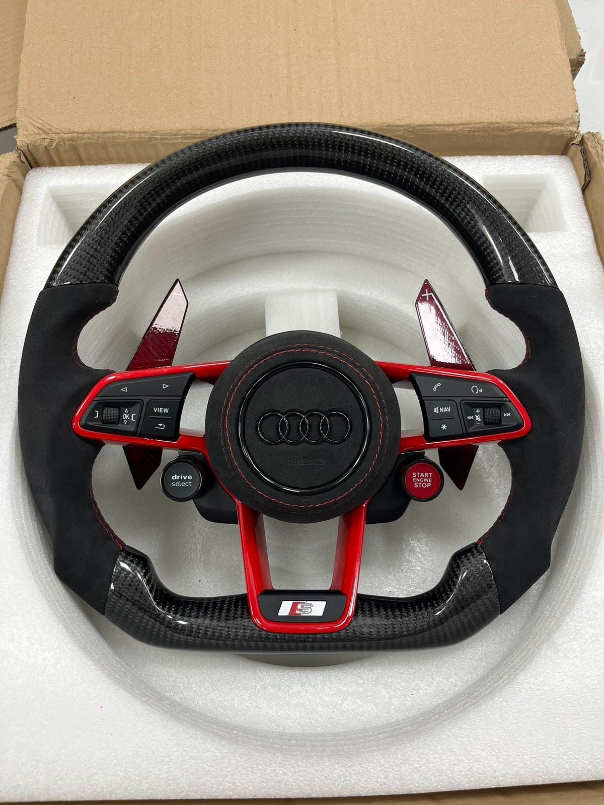 AUDI R8/TT STYLE CUSTOMIZABLE STEERING WHEEL (FITS 2010+ ALL MODELS)